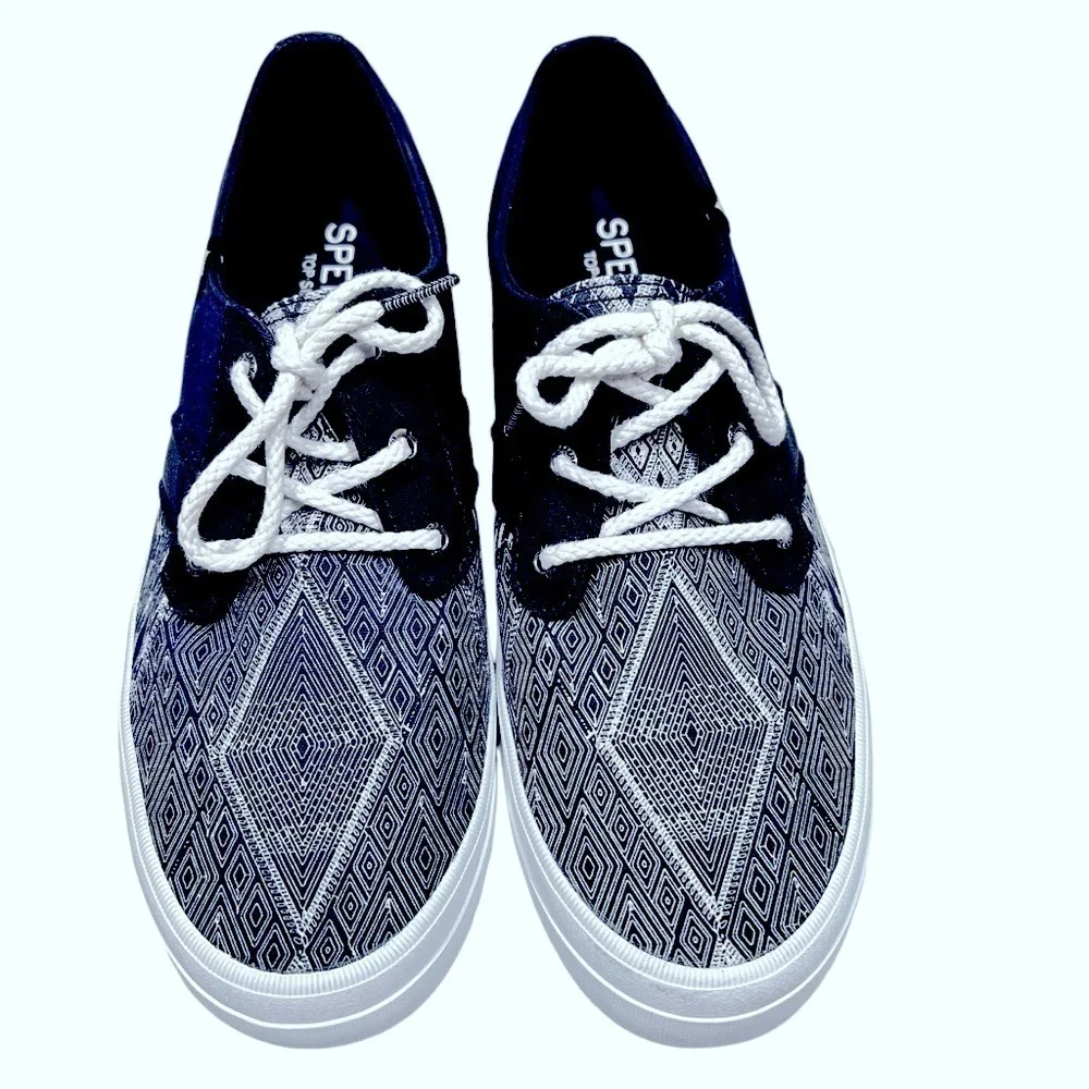 SPERRY Top-Sider Crest Ridge Navy White Lace-Up Sneakers Women's Size 9